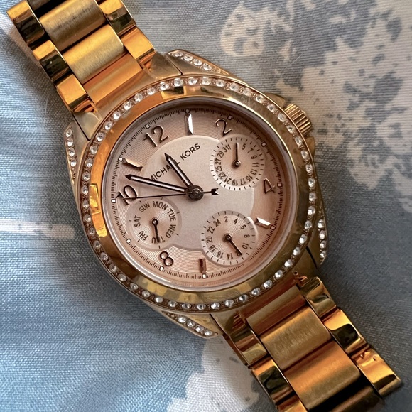 Michael Kors Rose Gold Watch authentic - Picture 1 of 10